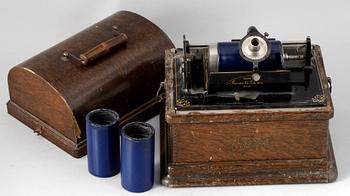 FONOGRAF, märkt Thomas Alva Edison. Troligen tidigt 1900-tal.