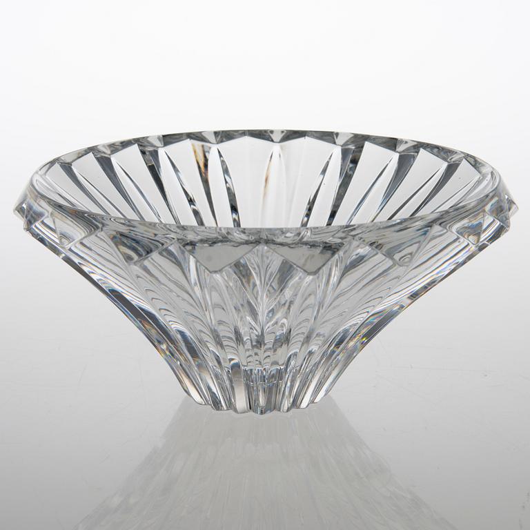 AIMO OKKOLIN, A crystal Bowl, signed Aimo Okkolin Riihimäen Lasi Oy.