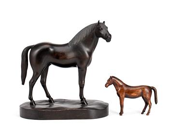 SKULPTURER, 2 st, trä, 1900-tal.