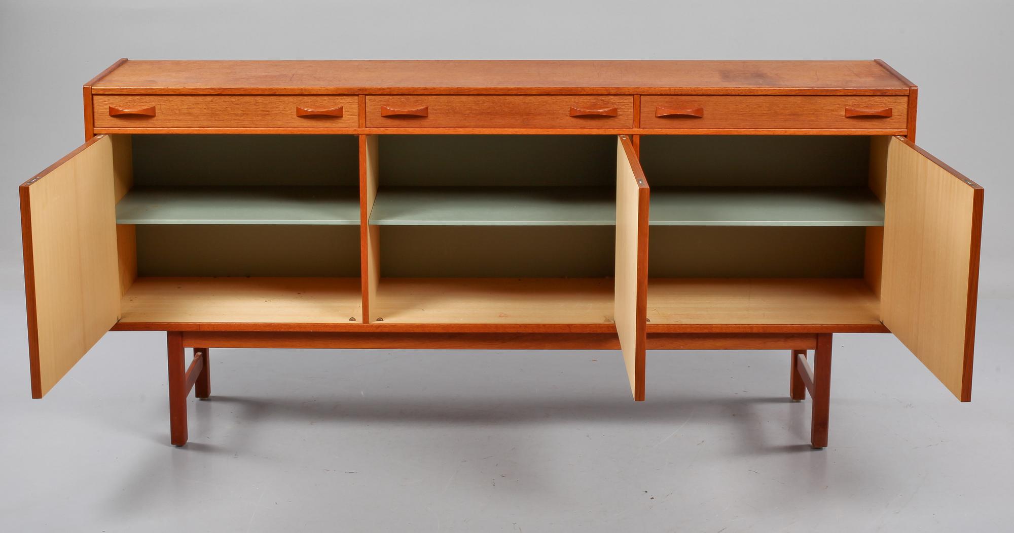 SIDEBOARD, 1950/1960-tal.