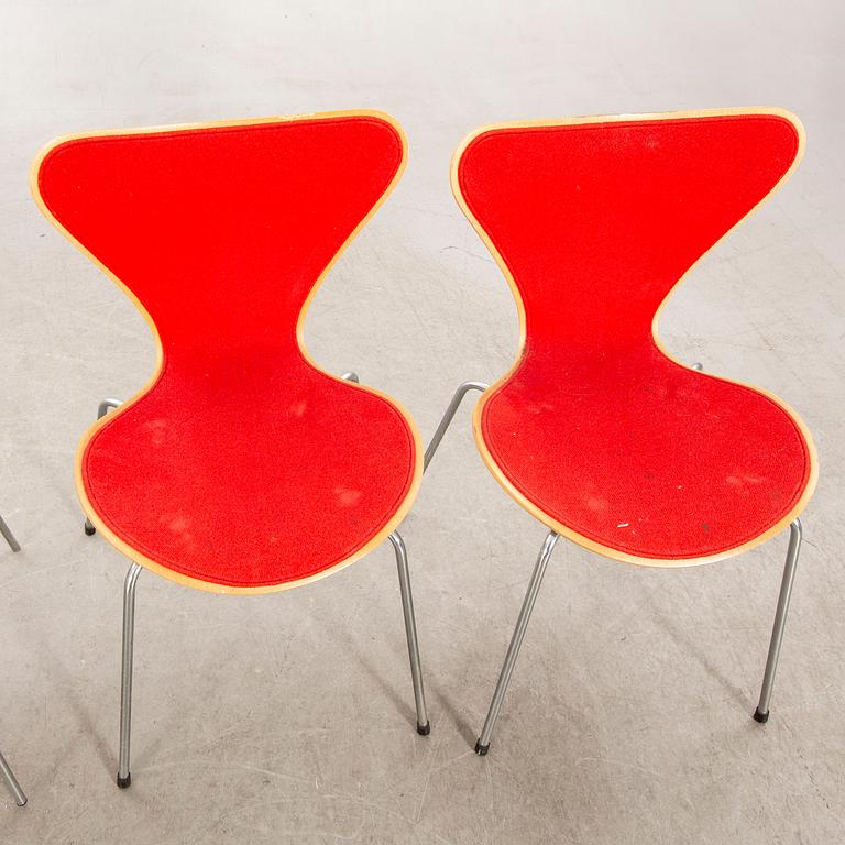 Arne Jacobsen, 7 "Seven" for Fritz Hansen Denmark.