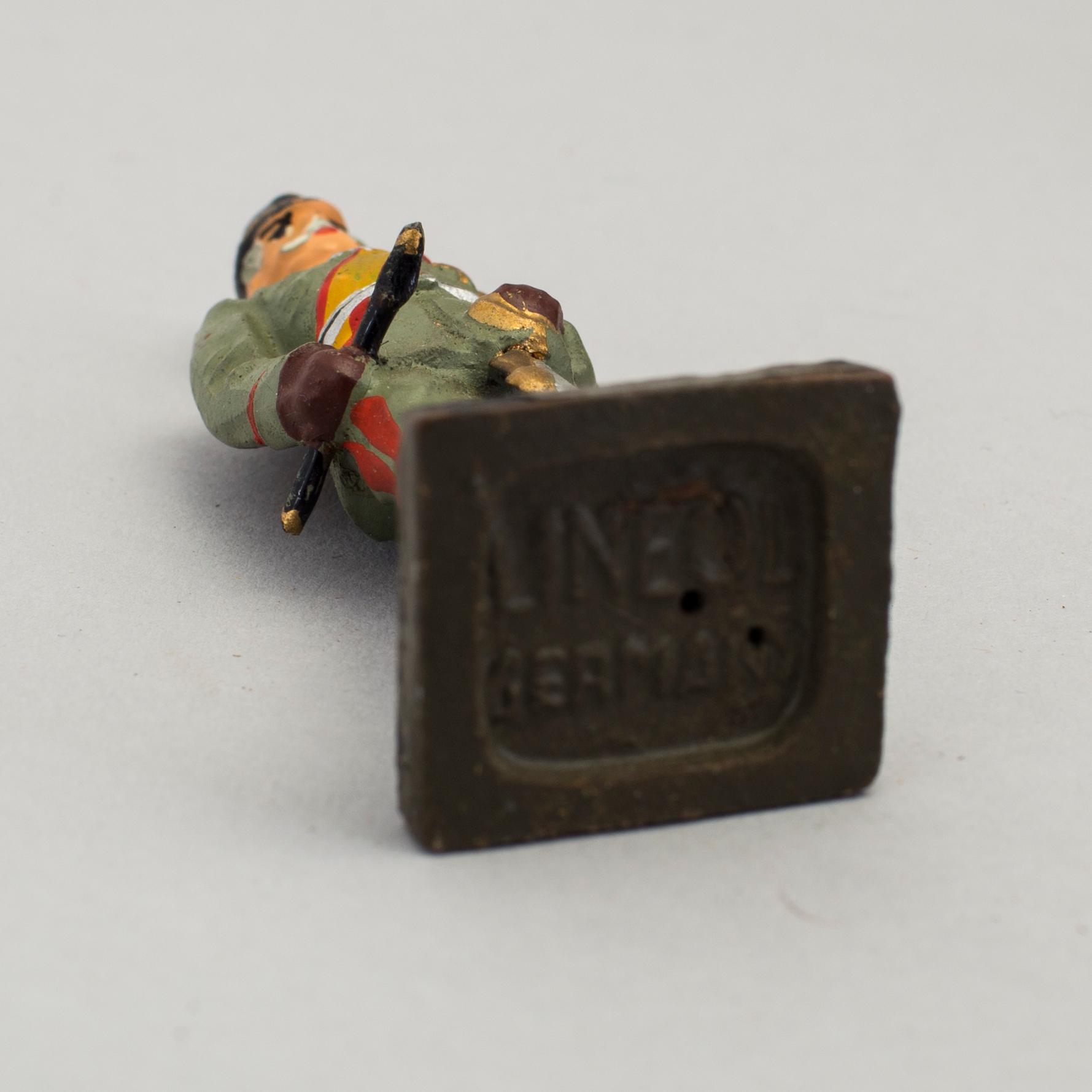 ELASTOLIN OCH LINEOL, samling med 65 figurer, Tyskland, 1930/40-tal.