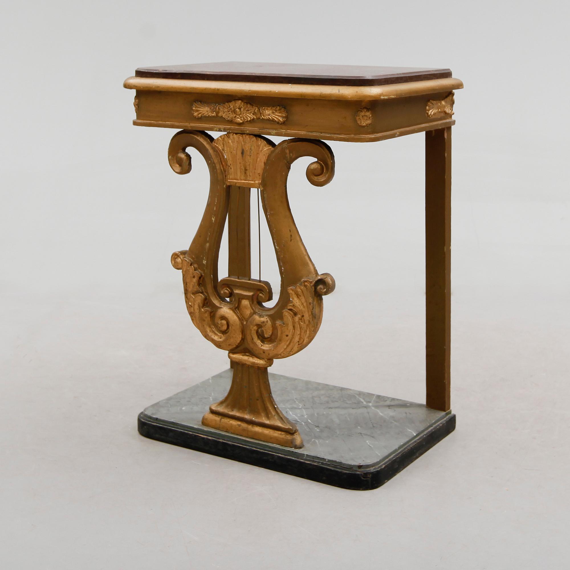 KONSOLBORD, empire, 1800-talets första hälft.