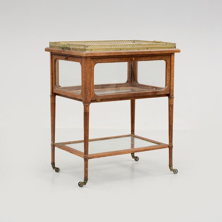 MONTER/SERVERINGS-VAGN, 1900-talets början.