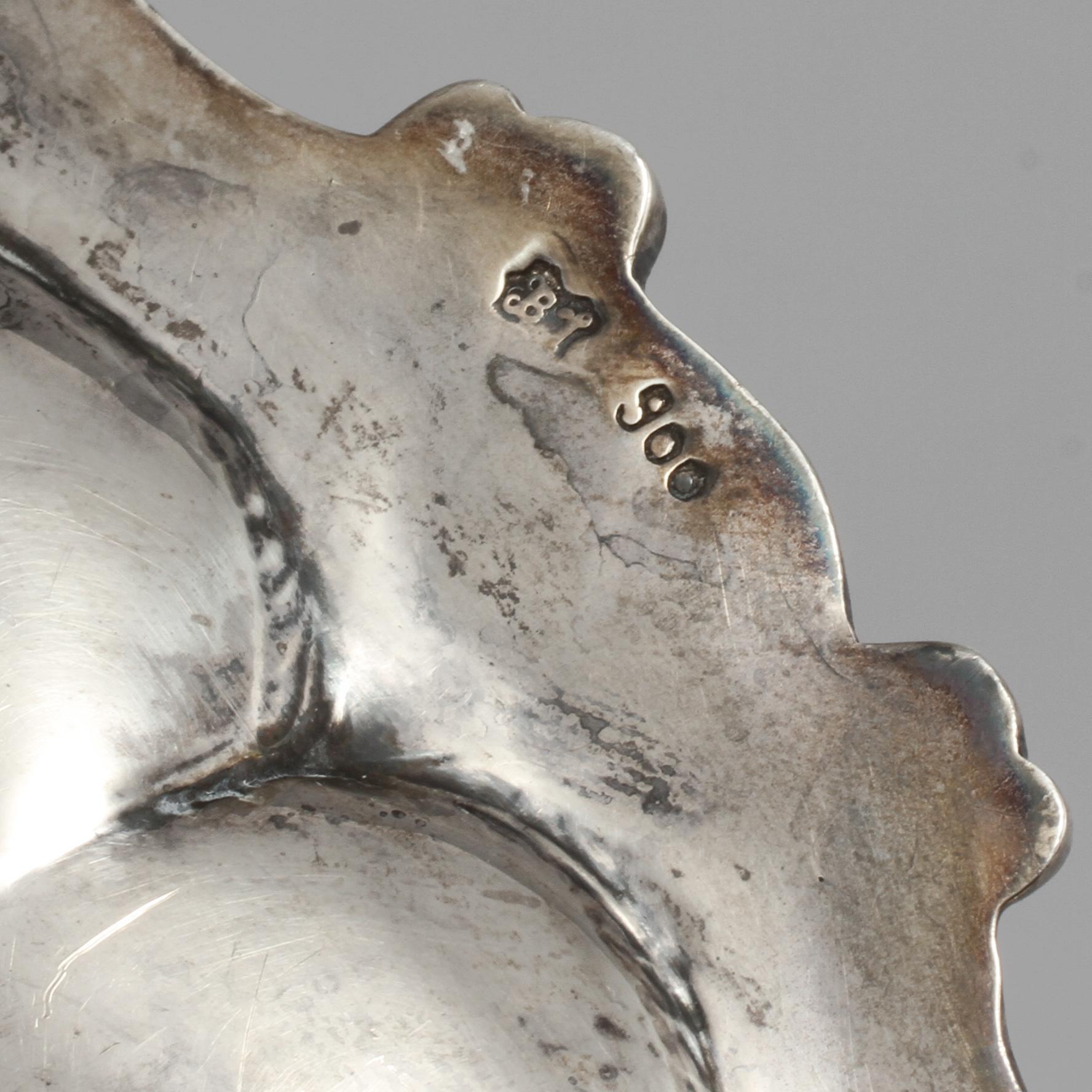 BRICKOR/FAT, 3 st, silver, bl a Ryssland, 1900-tal. Vikt 840 gram.