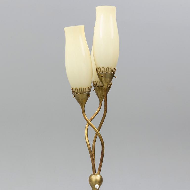 MAURI ALMARI, golvlampa, modell 62046, Idman, Finland, 1900-talets mitt.