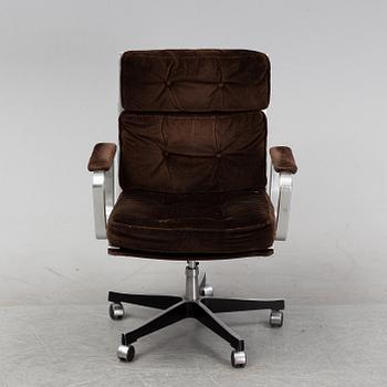 Karl-Erik Ekselius, a 'KS 172 H' desk chair, JOC Möbel AB, Vetlanda, 1970.