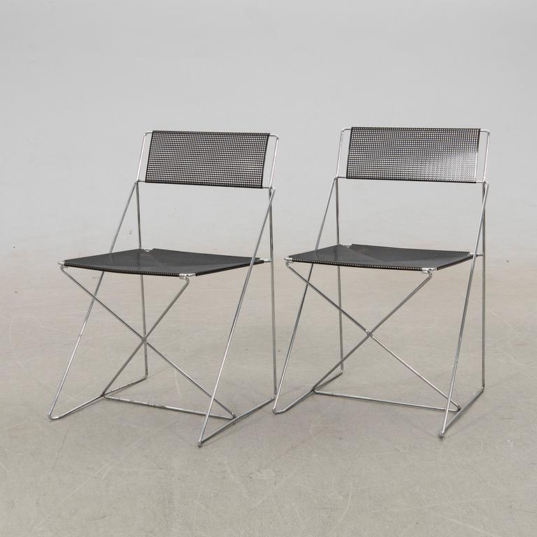 Niels Jørgen Haugesen, chairs, 1 pair, "X-Line", Hybodan, Denmark.