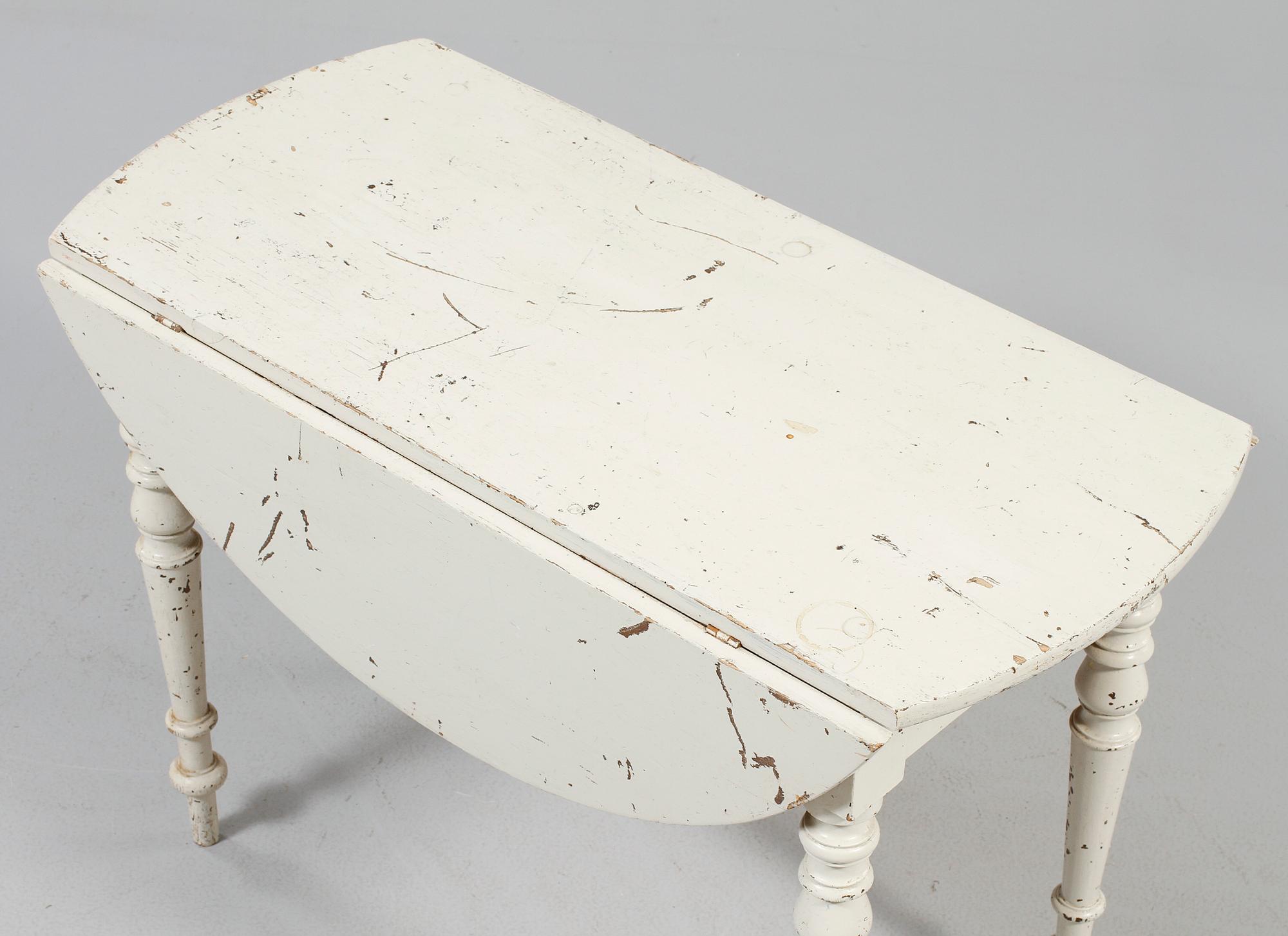 KLAFFBORD, nyrenässans, omkring sekelskiftet 1900.