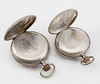 FICKUR, 2 st, silver, Longines samt en märkt Regulateur, 1900-talets första hälft.