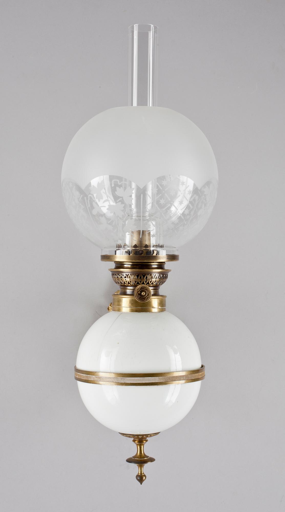 FOTOGENLAMPA, för vägg, sent 1800-tal.