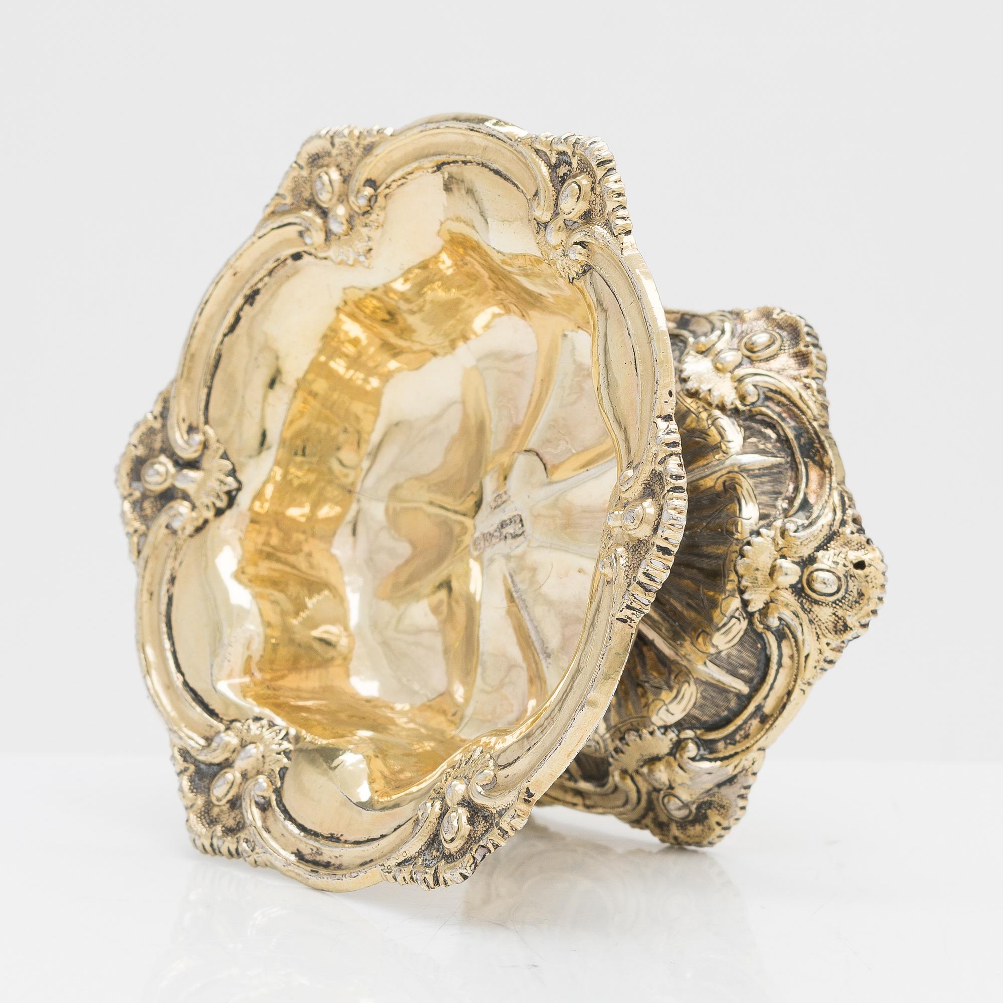 A mid-19th-century parcel-gilt silver salt cellar, Moscow 1846.