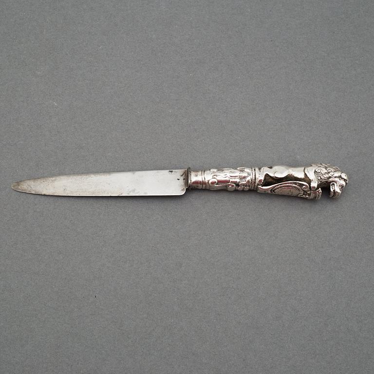 A DUTCH SILVER KNIFE, possibly by Gabynus van der Lely, Leeuwarden ca 1746.