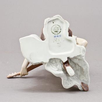 FIGURIN, porslin, Royal Copenhagen, 1900-tal.