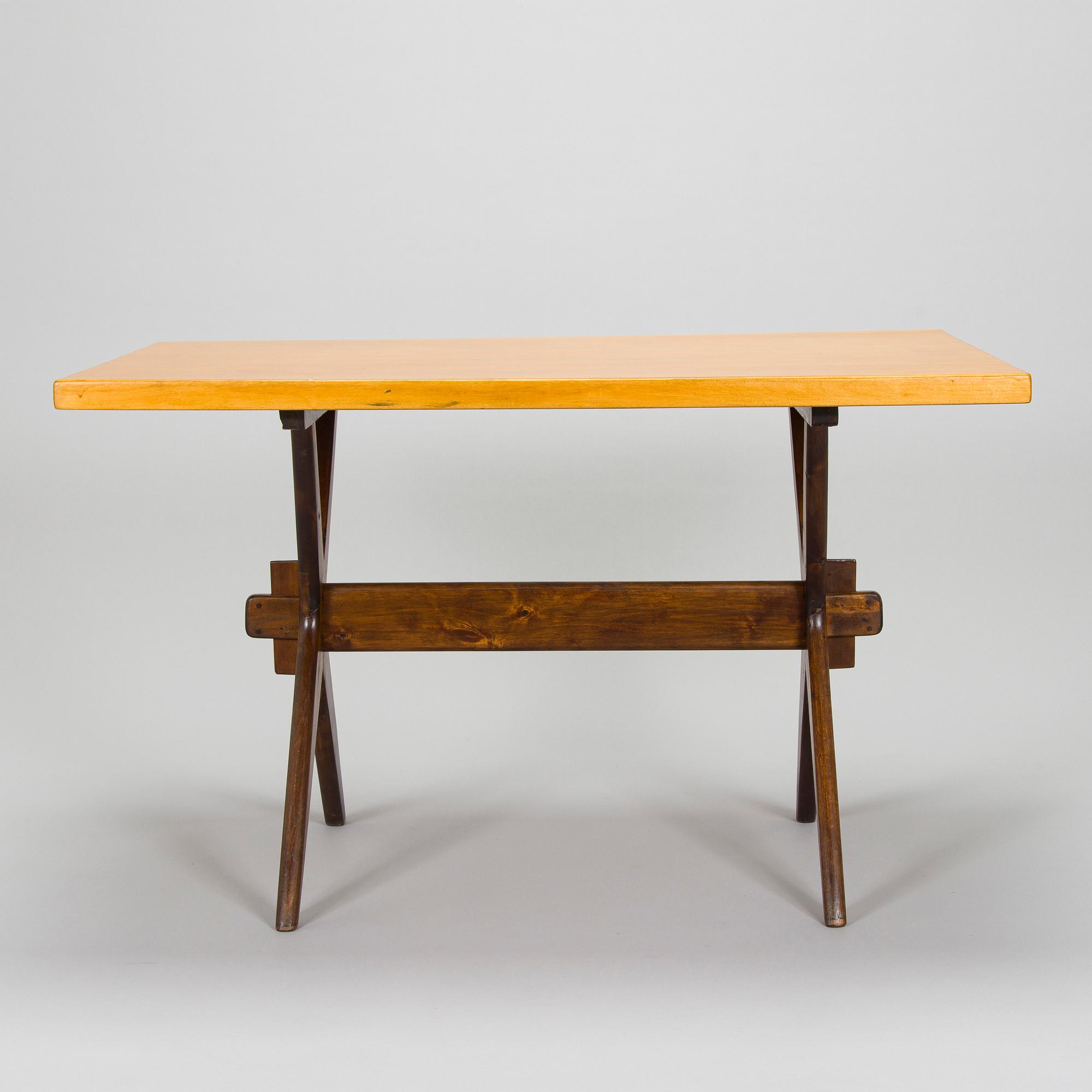 Ilmari Tapiovaara, 1940s X-legged table for Keravan Puuteollisuus, Finland.