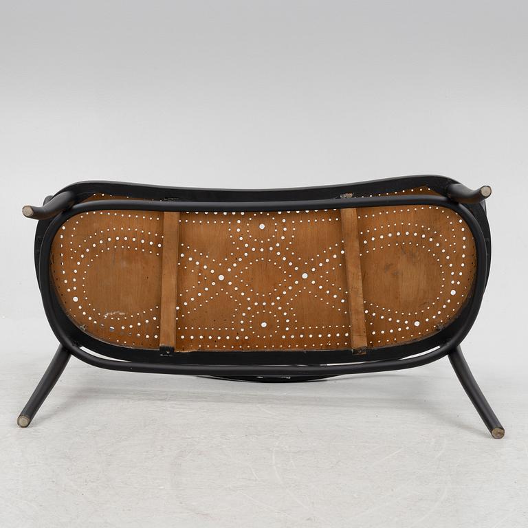A sofa from Thonet, Austria, around 1900.