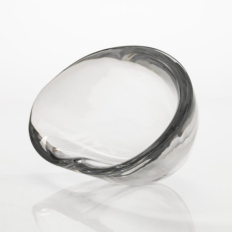 Tapio Wirkkala, a model '3357' glass bowl, signed Tapio Wirkkala - Iittala -55.