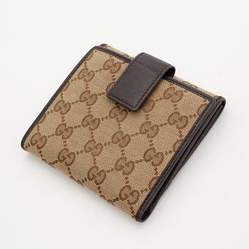 GUCCI, Bag and wallet.