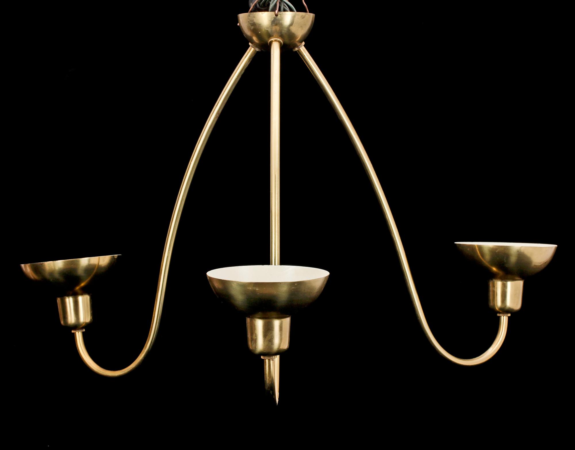 TAKLAMPA, mässing, modell G2557, Svenskt Tenn. H 39.