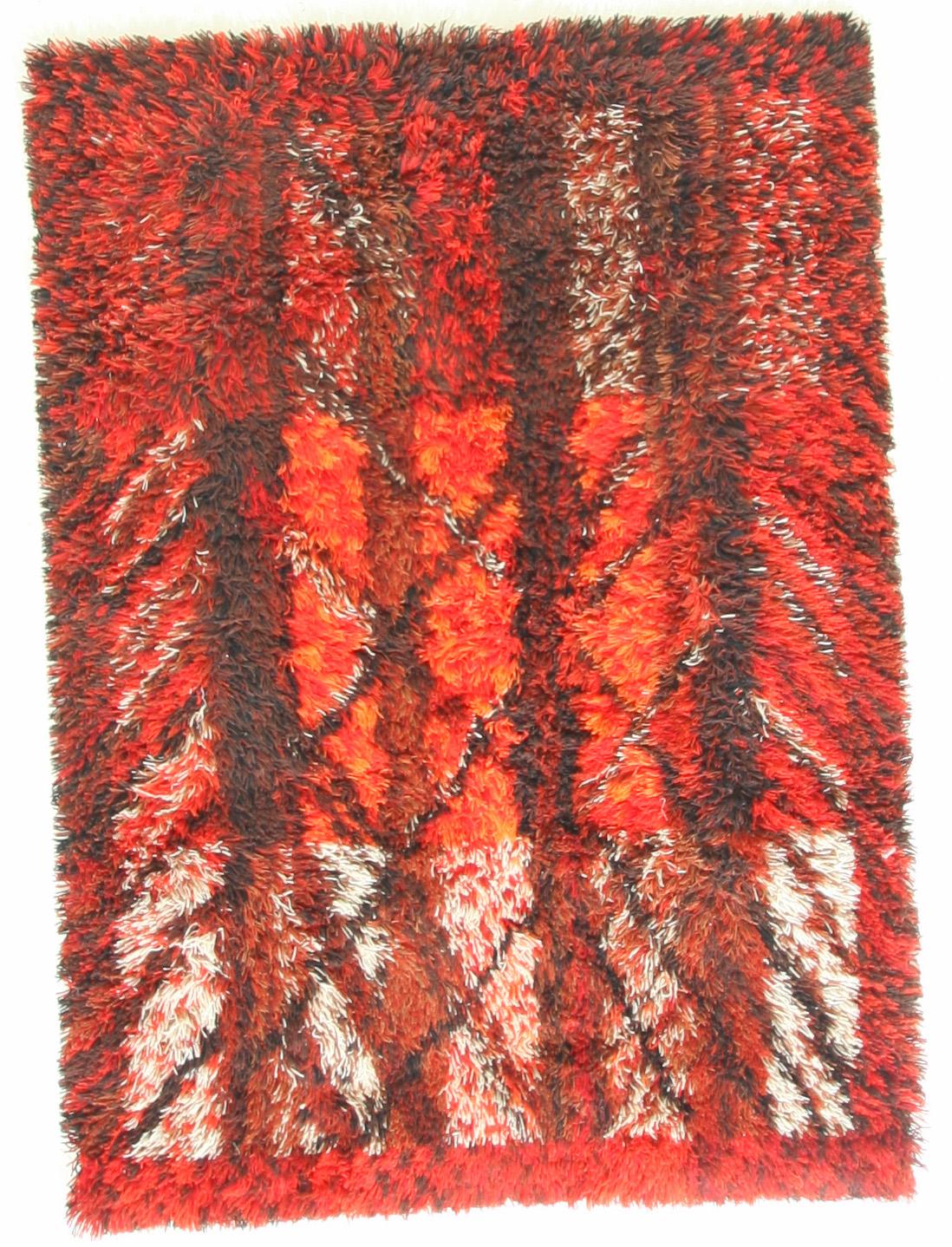 MATTA, rya, "Kolmården", Marianne Richter. Ötergyllen. 200 x 137.