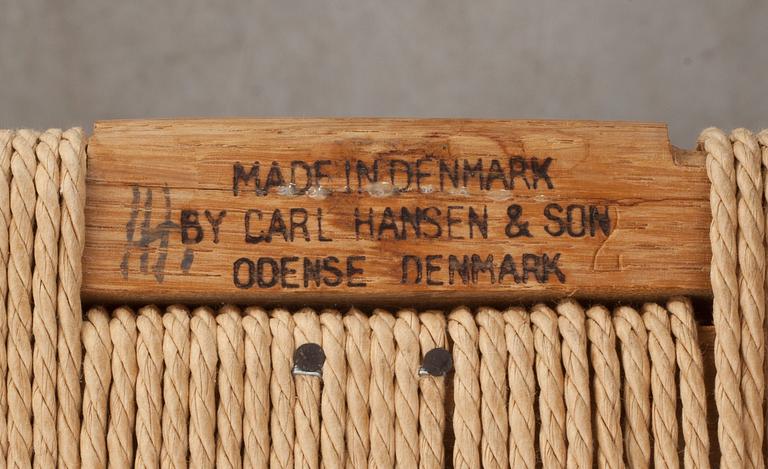 KARMSTOLAR, 4 st. "Y-stolen", Hans J. Wegner för Carl Hansen & Son, Odense. Enligt uppgift inköpta 1958.