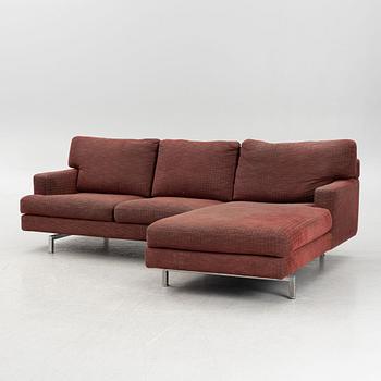 A divan sofa from Frighetto, 21st century.