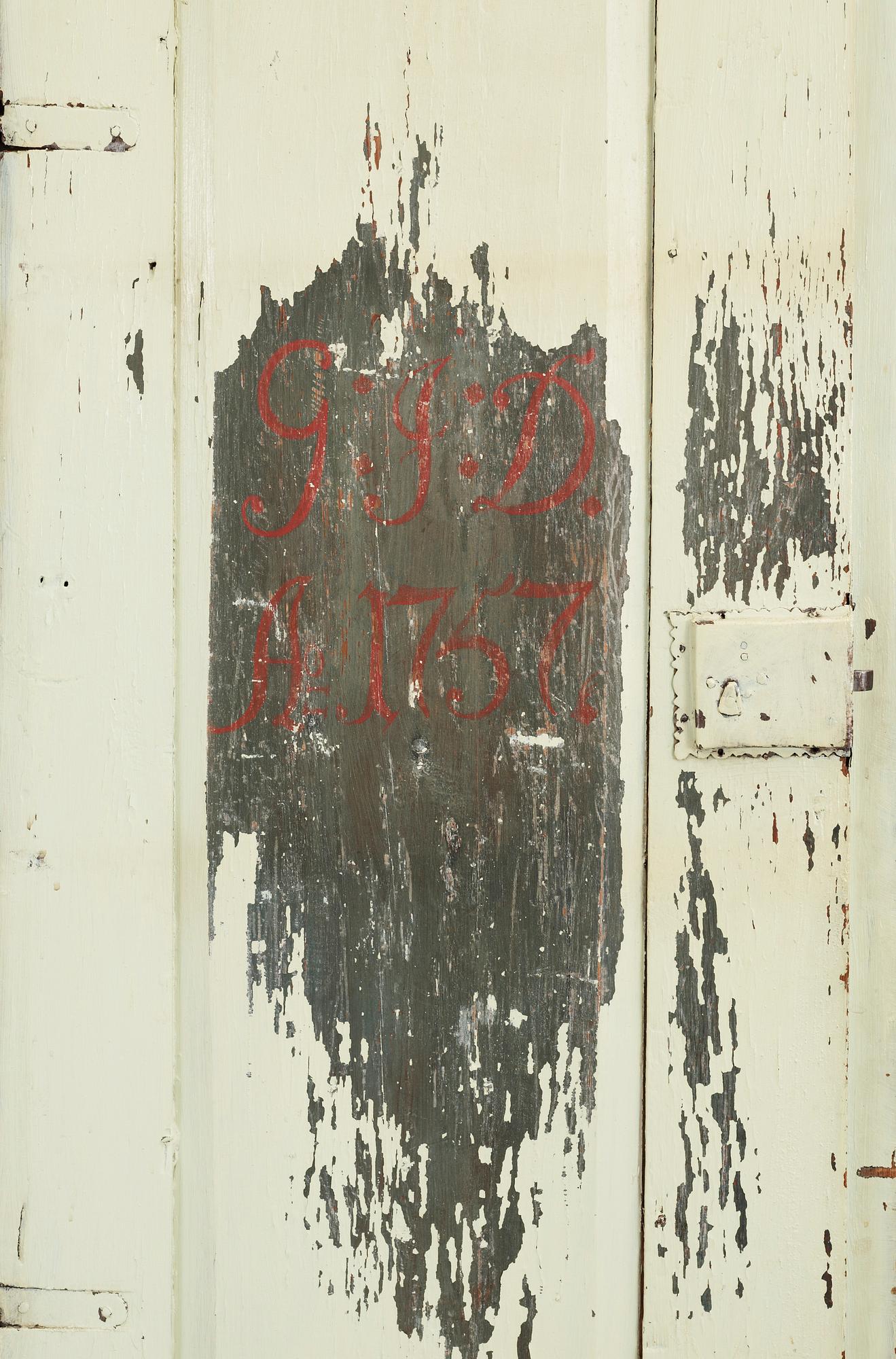 SKÅP, barock, bär datering 1757.