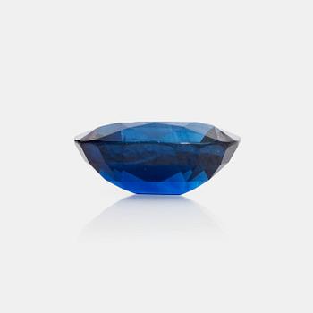 A blue sapphire 6.82 ct.