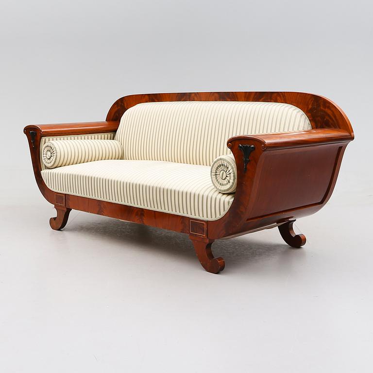 SOFFA, Karl Johan-stil, 1900-talets första hälft.