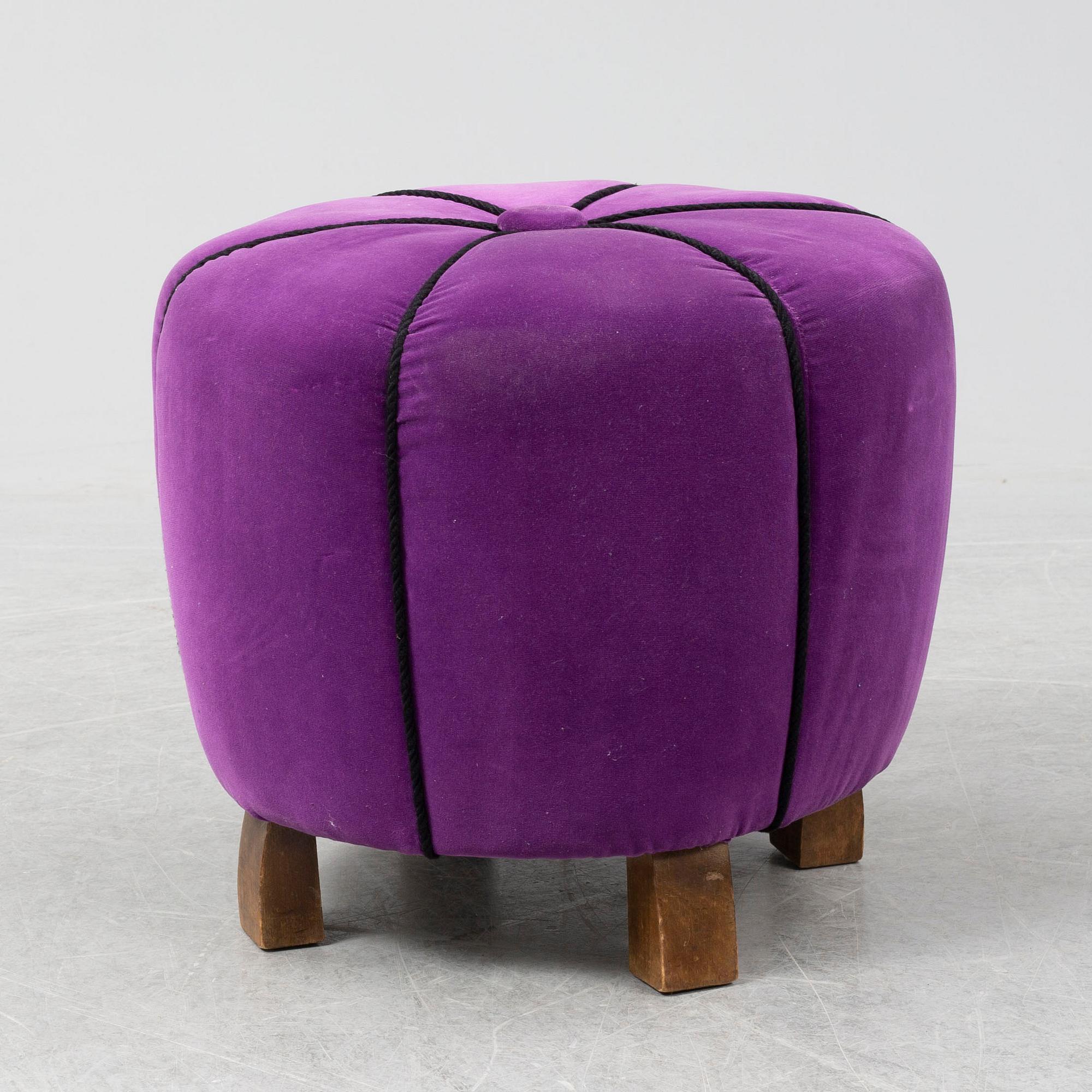 A 1940's table with pouf.