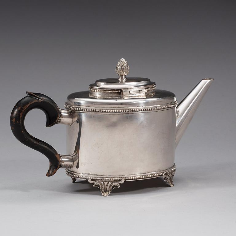 A Swedish 18th century silver tea-pot, marks of Sephan Westerstråhle, Stockholm 1798.