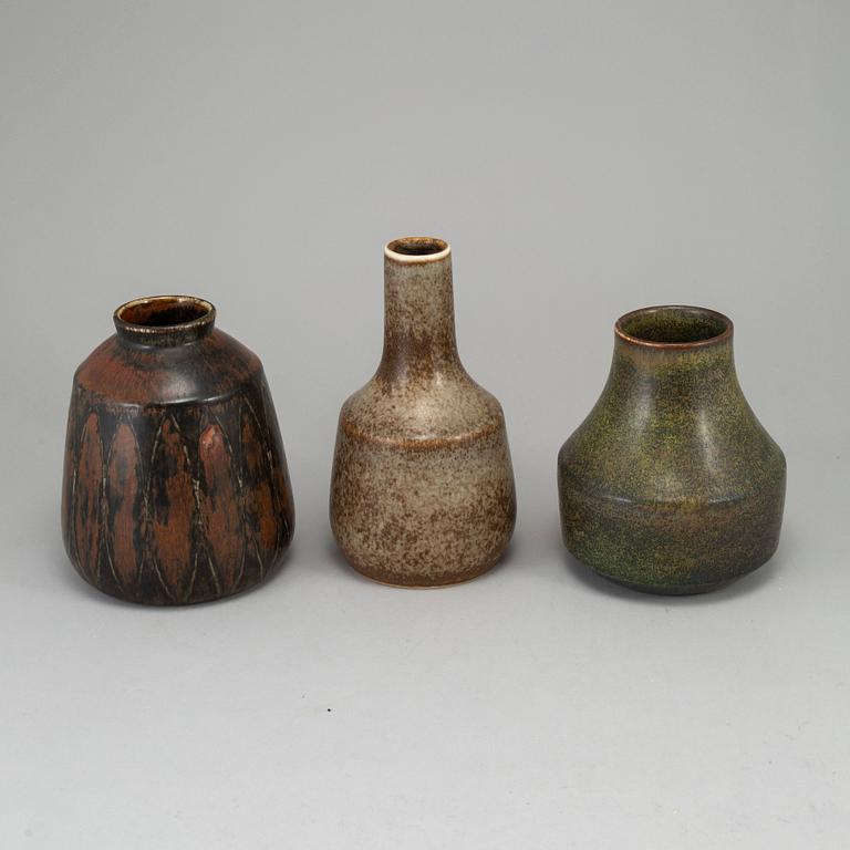 CARL-HARRY STÅLHANE, 3 stoneware vases, Rörstrand, Sweden, mid 20th century.