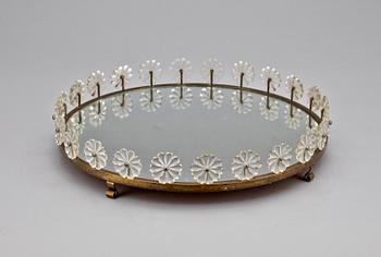 BORDSPLATEAU, troligen Estrid Ericsson, Firma Svenskt Tenn, 1900-talets mitt.