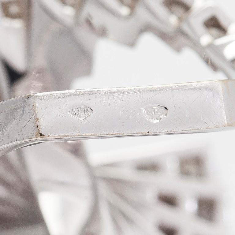 Alain Roure, ring "Steps", 18K vitguld med diamanter ca 2.04 ct totalt. Frankrike.