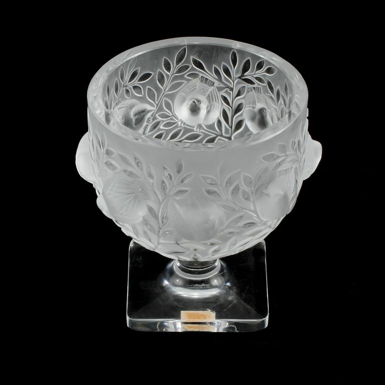 SKÅL PÅ FOT, glas, "Elizabeth", Lalique, Frankrike, 1900-talets andra hälft.