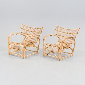 A pair of easy chairs, probably by Viggo Boesen, Denmark.