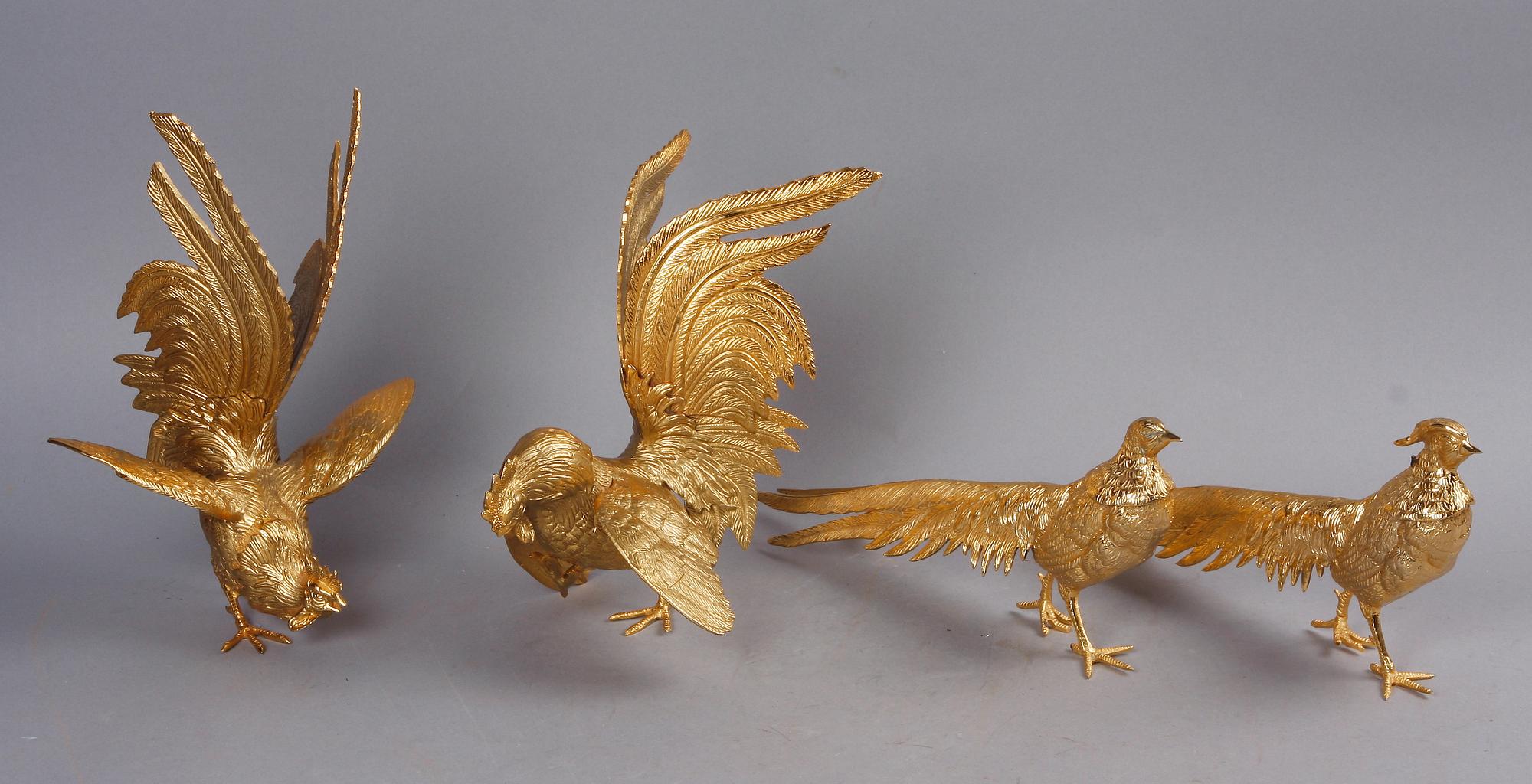 BORDSDEKORATIONER, 4 st. Förgylld metall, enl uppgift inköpta på Svenkt Tenn. 1900-tal.