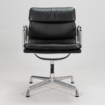 CHARLES & RAY EAMES, kontorsstol, "EA 208 Soft Pad Chair", Vitra.