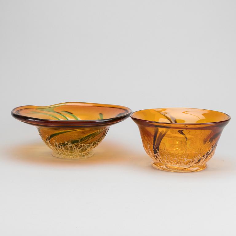 GÖRAN WÄRFF, 2 pcs of glass bowl, Kosta,