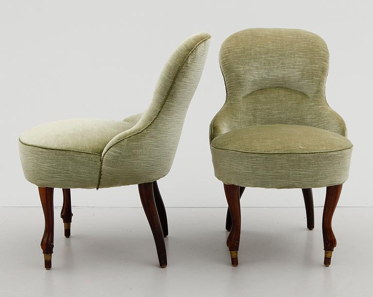 EMMAFÅTÖLJER, 1 par, rokokostil, 1900-talets första hälft.