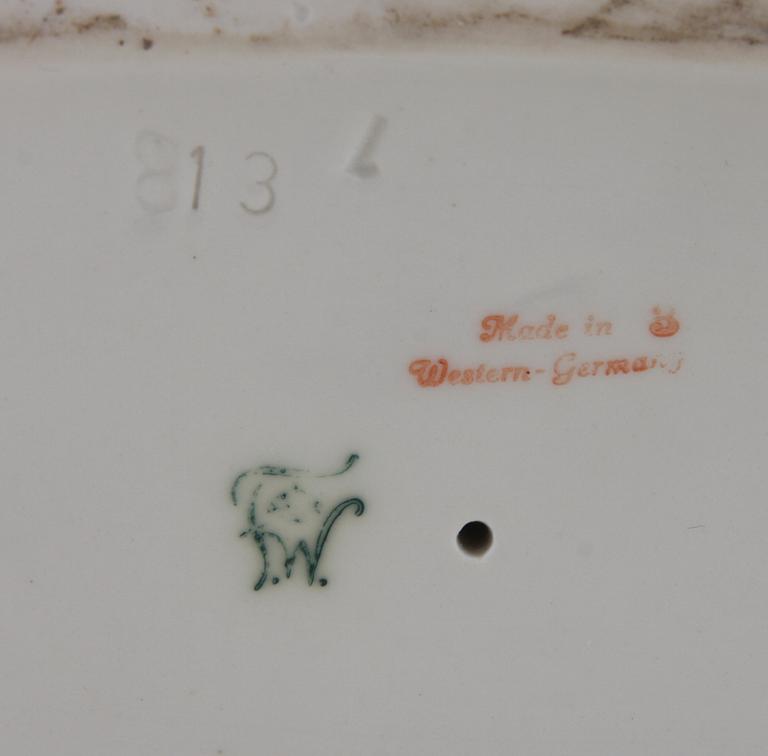 FIGURIN, porslin, Western Germany.