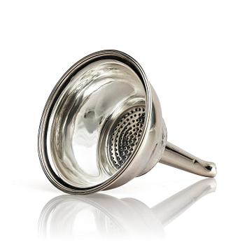 318. An English silver wine funnel, no makers mark, London 1802.