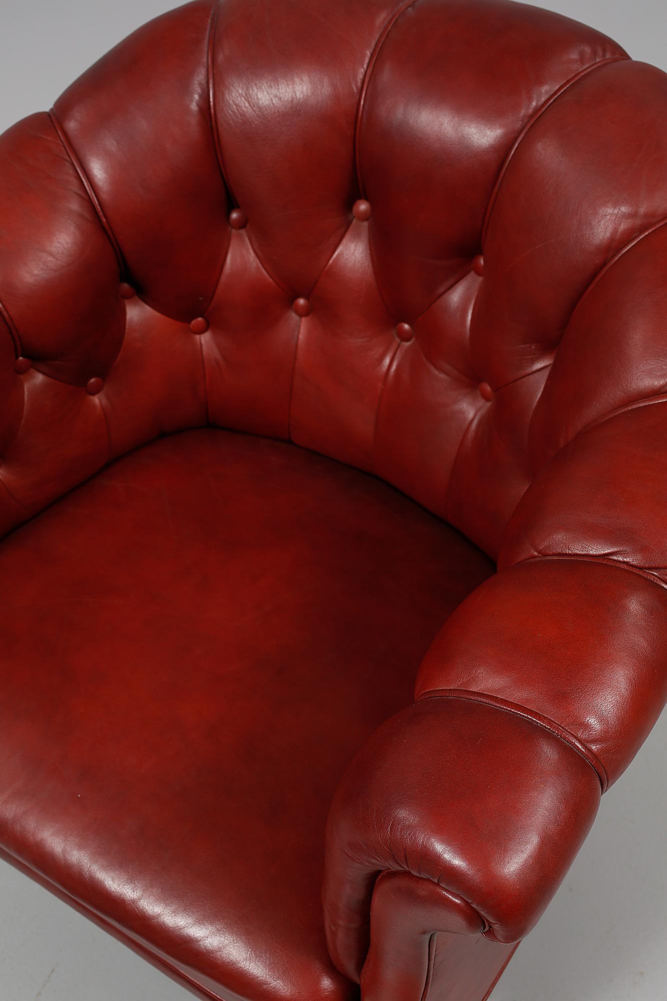 CLUBFÅTÖLJ, chesterfieldmodell, 1900-talets andra hälft.