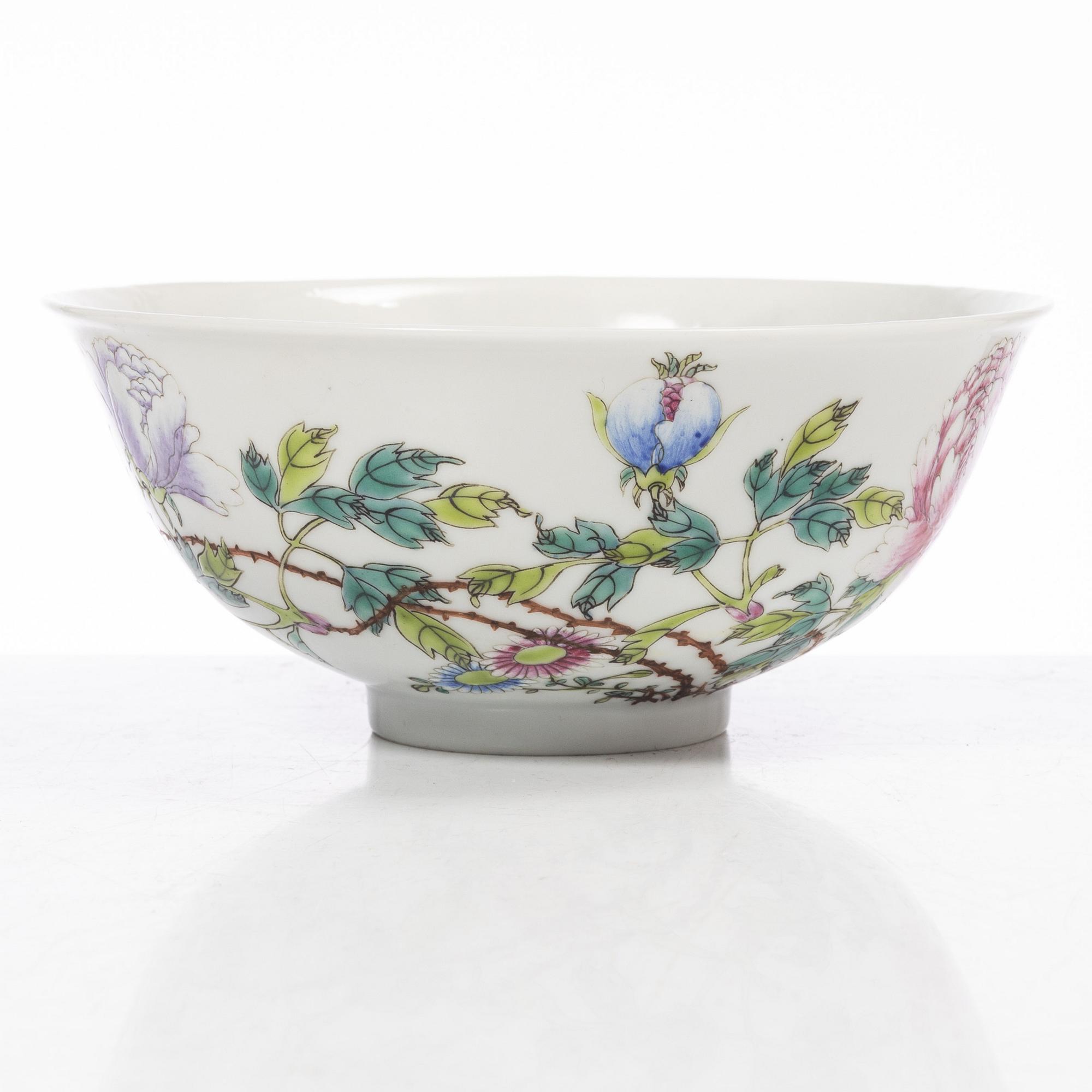 Skål med Guangxus märke, porslin, Kina, 1900-talets första hälft.