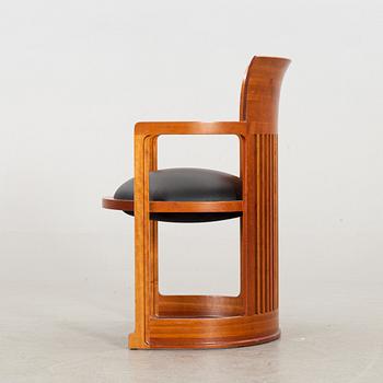 FRANK LLOYD WRIGHT, karmstol, modellnr 606 "Barrel Chair", Cassina 1986.