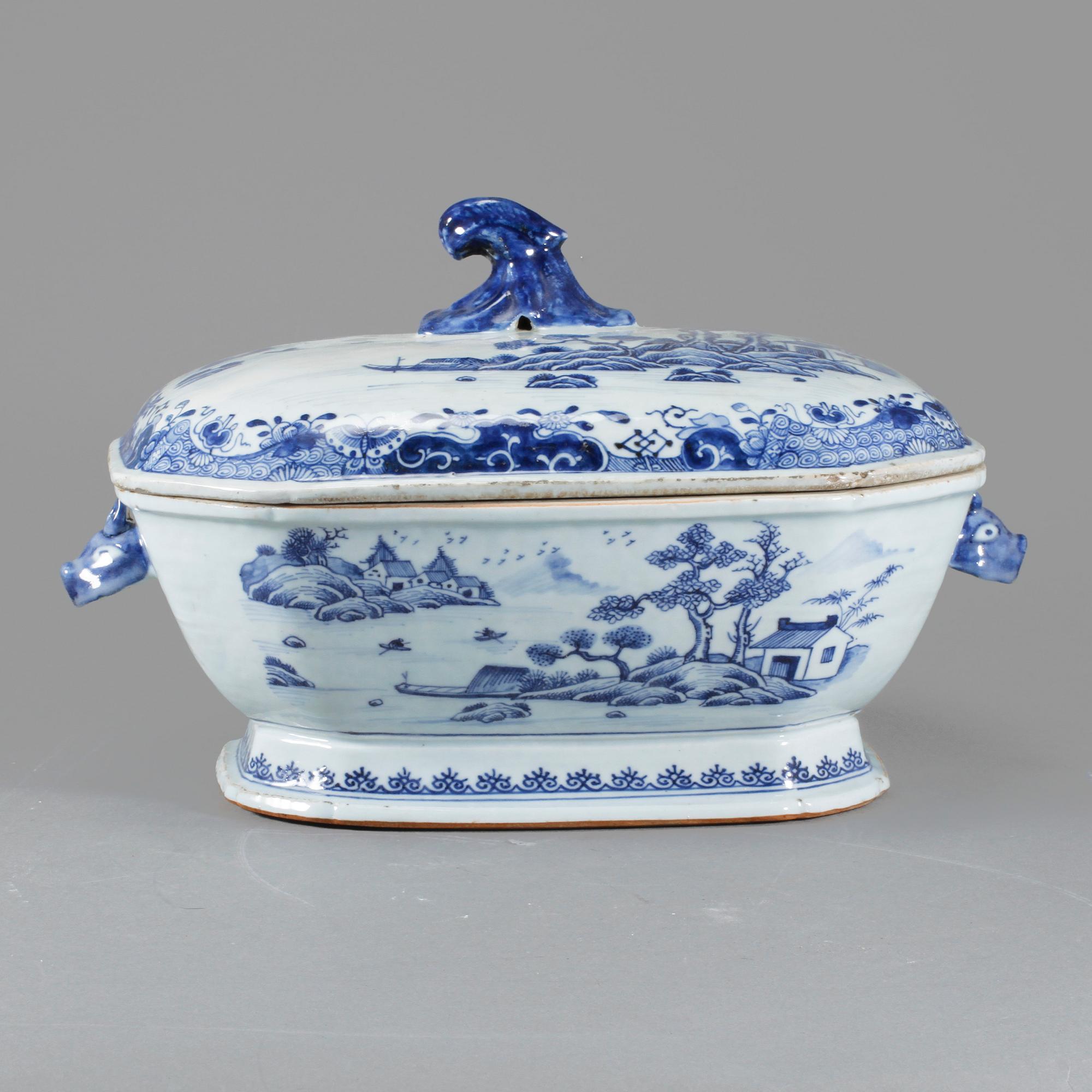 TERRIN, porslin, Kina, 1700-tal.