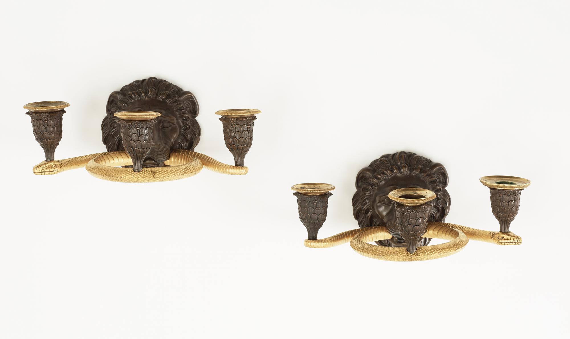 APPLIQUER, för tre ljus, ett par. Empire, 1800-talets början.