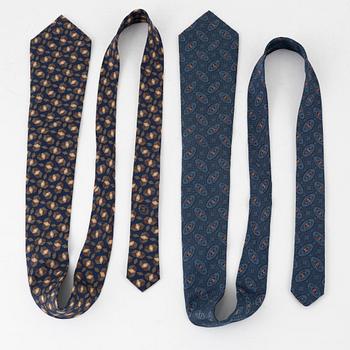 Chanel, two silk ties.