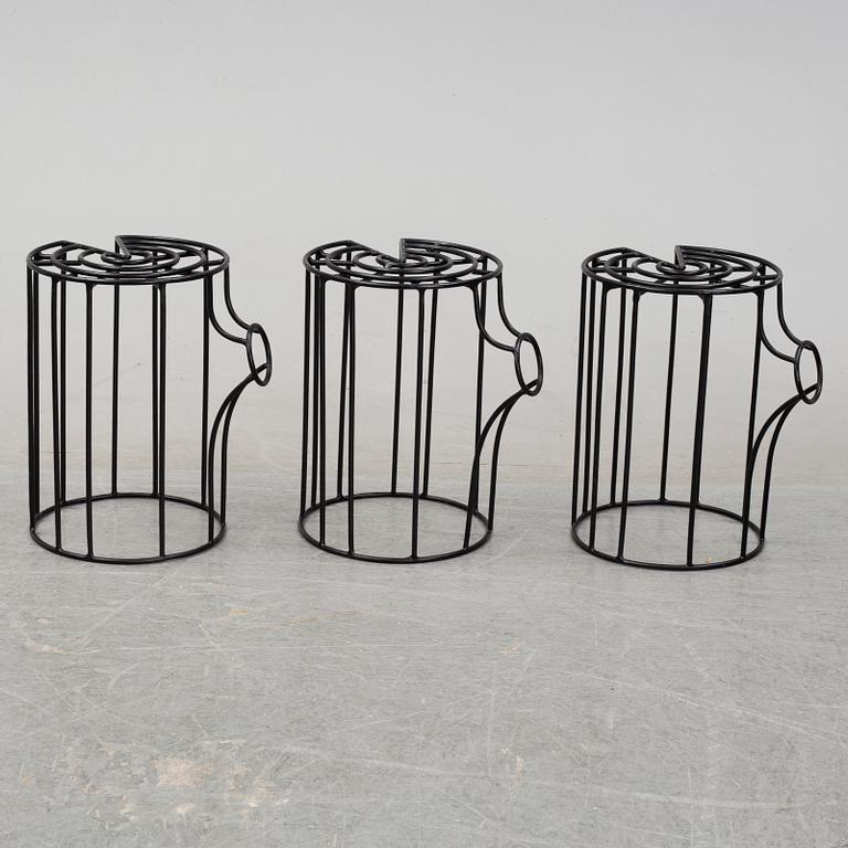 9 pebbles cushions, 'Linvingstones', Smarin, and three stools, 'Wire Log', Pols Potten.