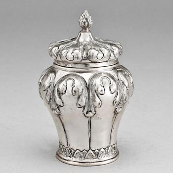 PARTI SILVER, 4 delar b.la. C. D. Saunders & J. F. Holllings Shepard, London, England, 1910-11. Totalvikt 561 g.